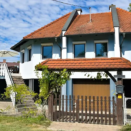 Gemenc Casa de Férias Baja
